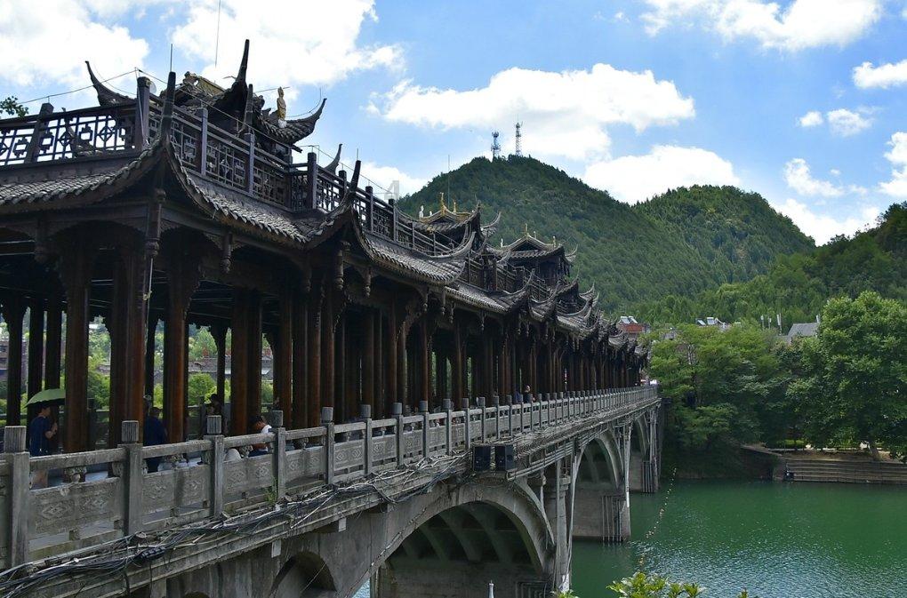 朱开国参加指导基层组织生活会